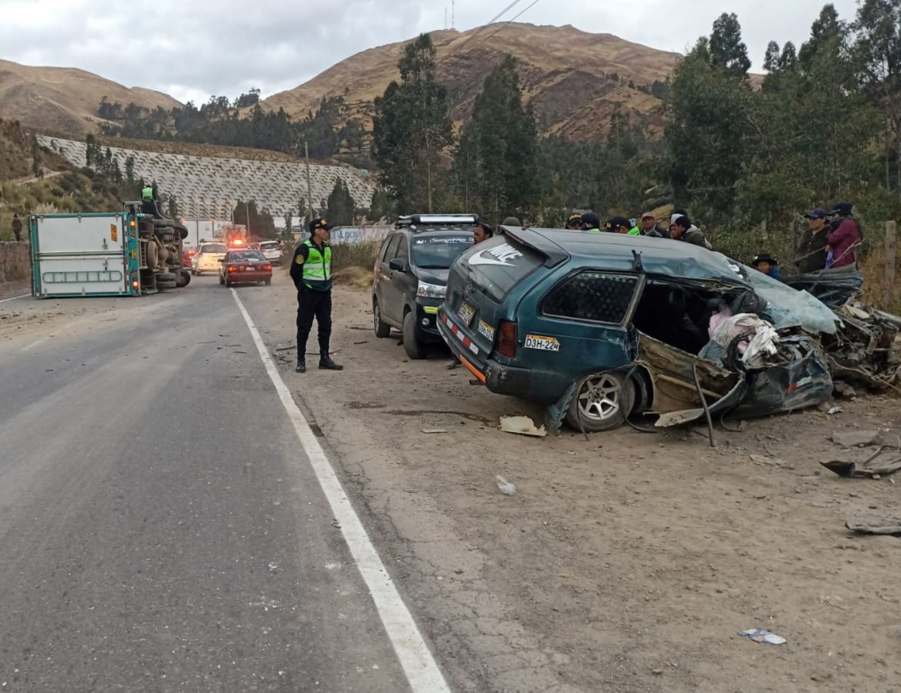 Un nuevo accidente de tránsito se registró en el tramo Pasco-Huánuco de la carretera Central. Un triple choque dejó un muerto y tres heridos de gravedad. ANDINA/Difusión