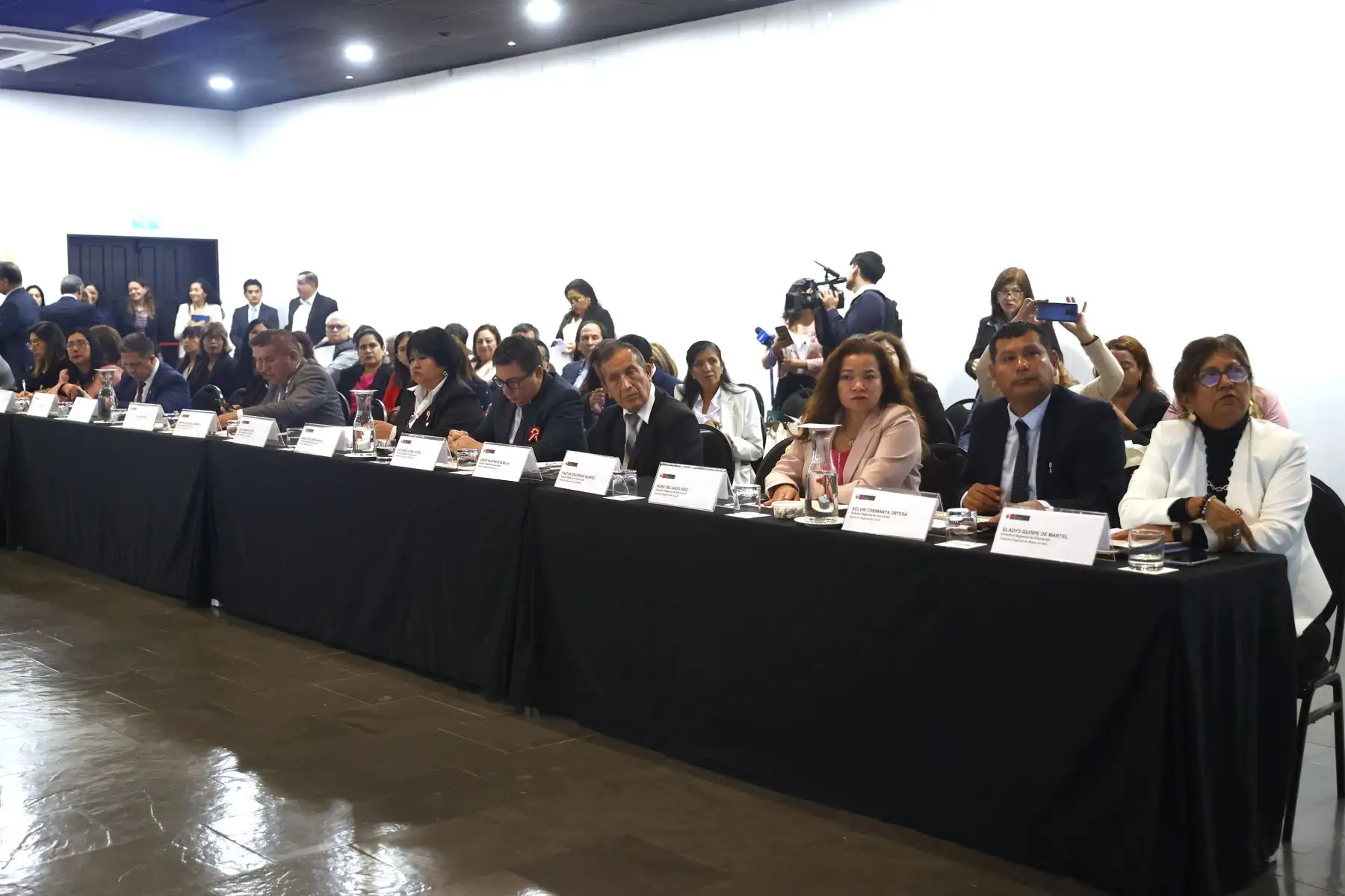 Ministra de Educación, Magnet Márquez, lidera reunión preparatoria entre el Ministerio de Educación y los directores y gerentes regionales de Educación de todo el país cuya finalidad es la construcción de una agenda educativa intergubernamental nacional.
 Foto: ANDINA/Vidal Tarqui