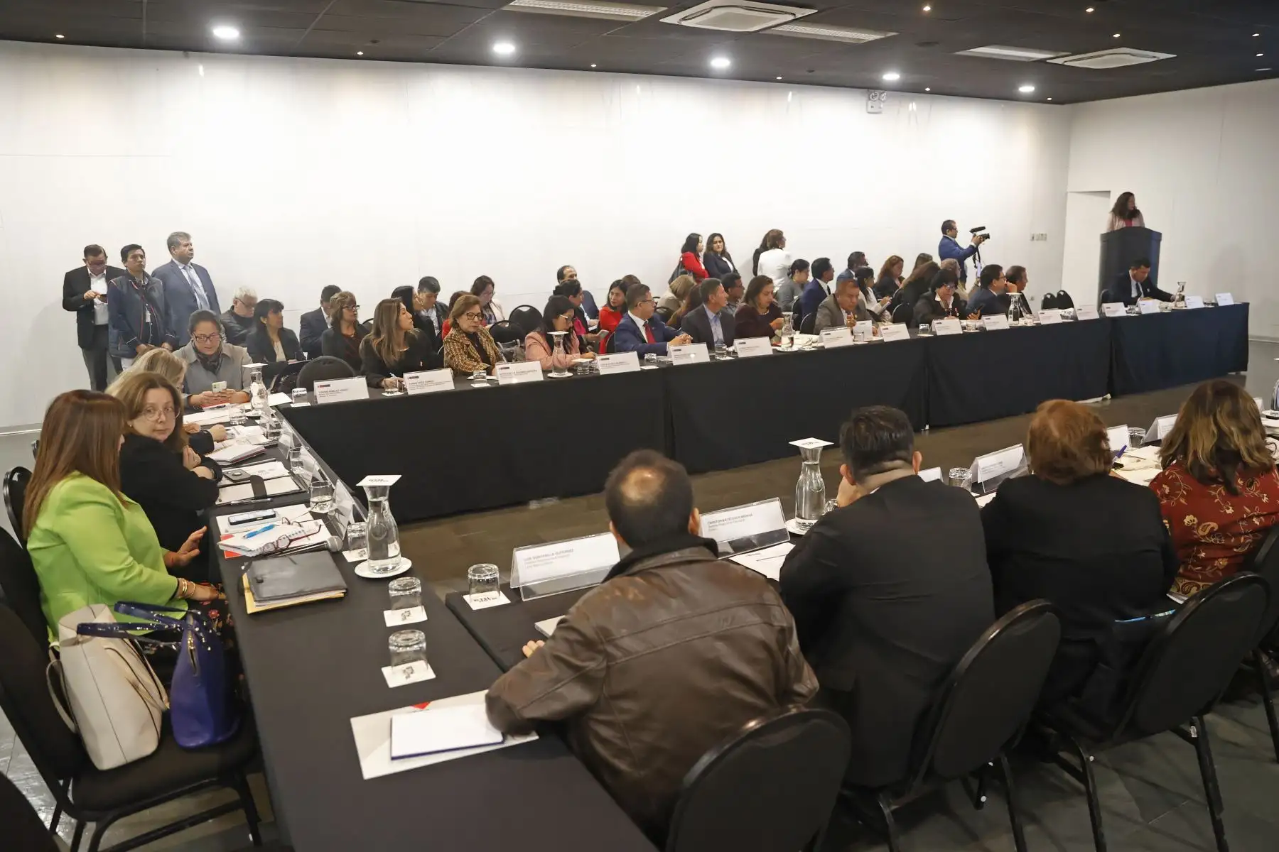 Ministra de Educación, Magnet Márquez, lidera reunión preparatoria entre el Ministerio de Educación y los directores y gerentes regionales de Educación de todo el país cuya finalidad es la construcción de una agenda educativa intergubernamental nacional.
 Foto: ANDINA/Vidal Tarqui