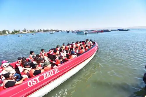 Paracas: autoridades coordinan mejoras en fiscalización de servicio turístico acuático