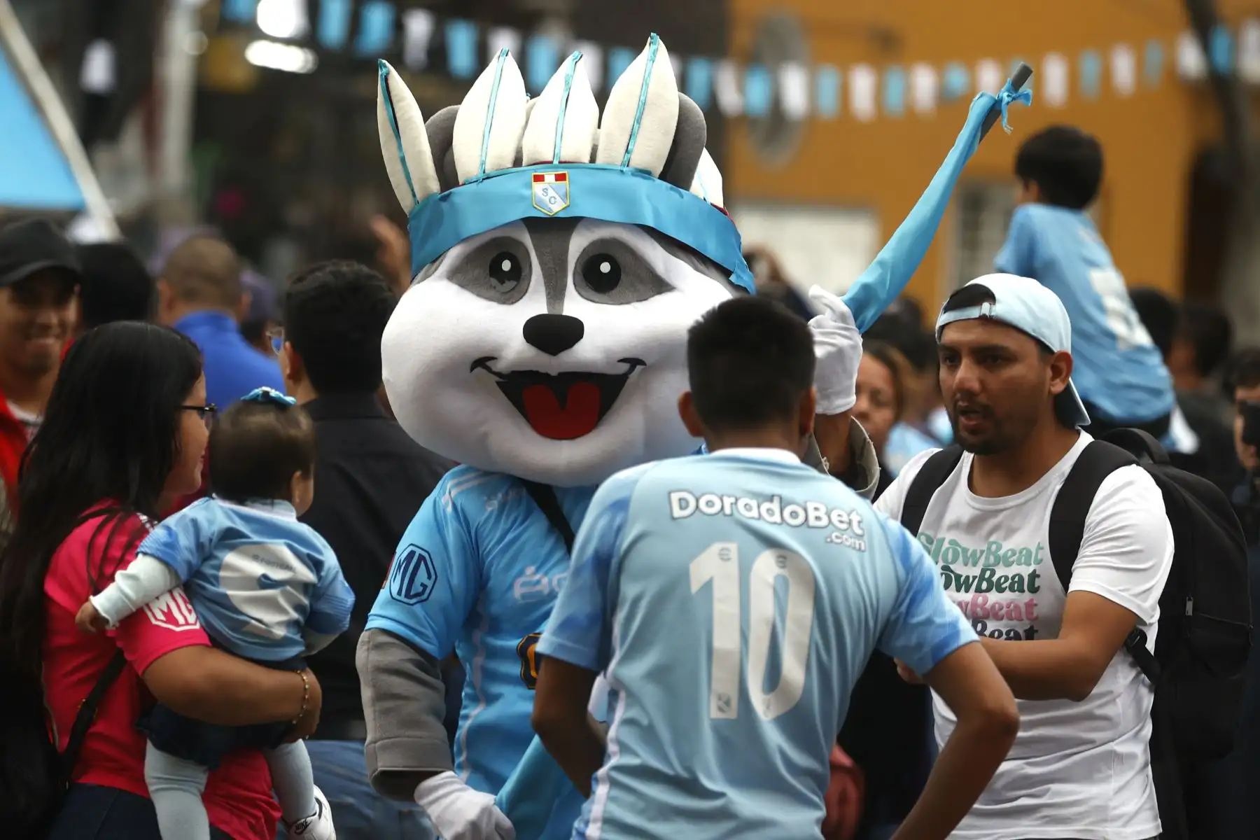 Imágenes previas al partido entre Sporting Cristal vs Emelec de Ecuador por la Copa Sudamericana en el estadio Nacional. 
Foto: ANDINA/Vidal Tarqui