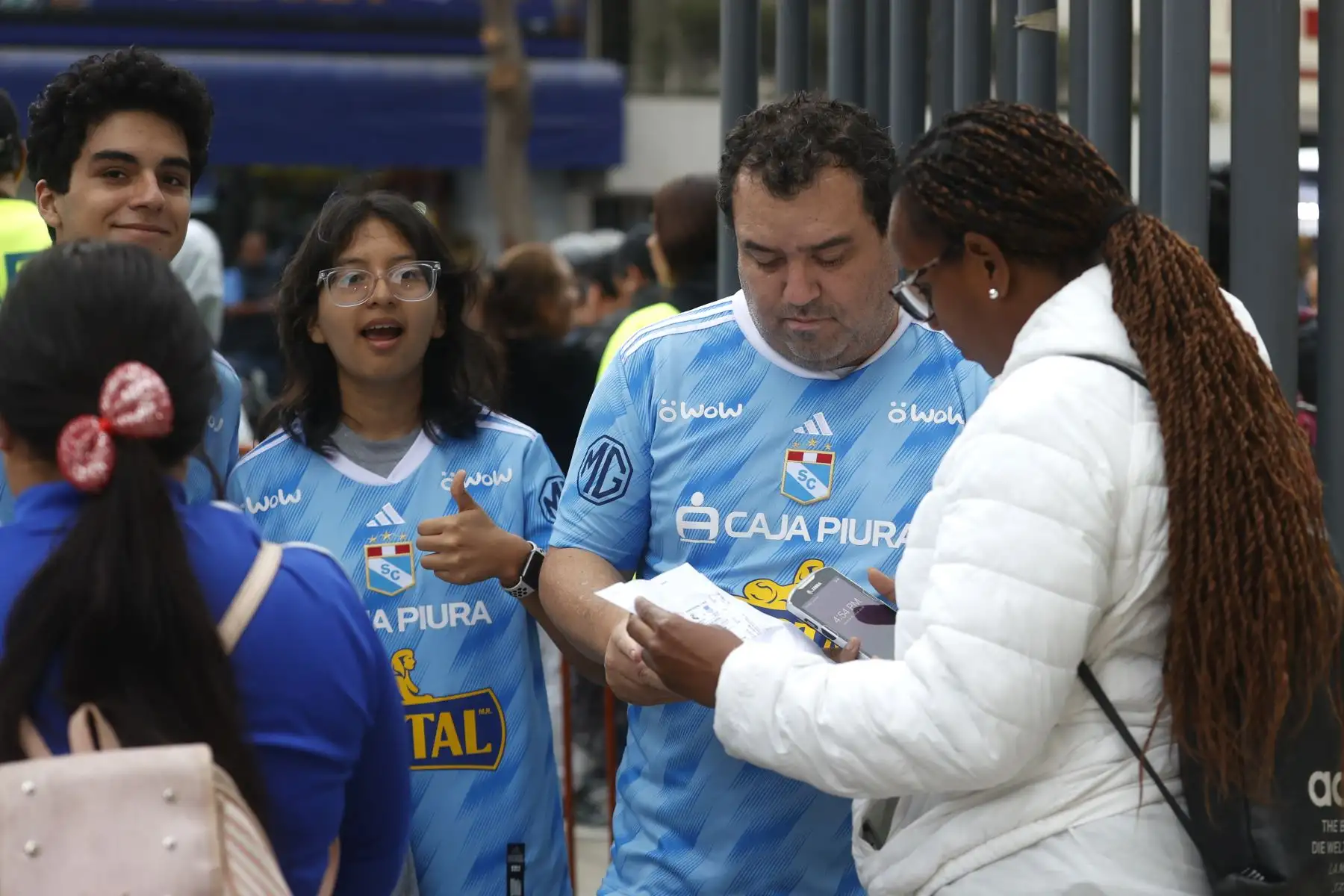 Imágenes previas al partido entre Sporting Cristal vs Emelec de Ecuador por la Copa Sudamericana en el estadio Nacional. 
Foto: ANDINA/Vidal Tarqui