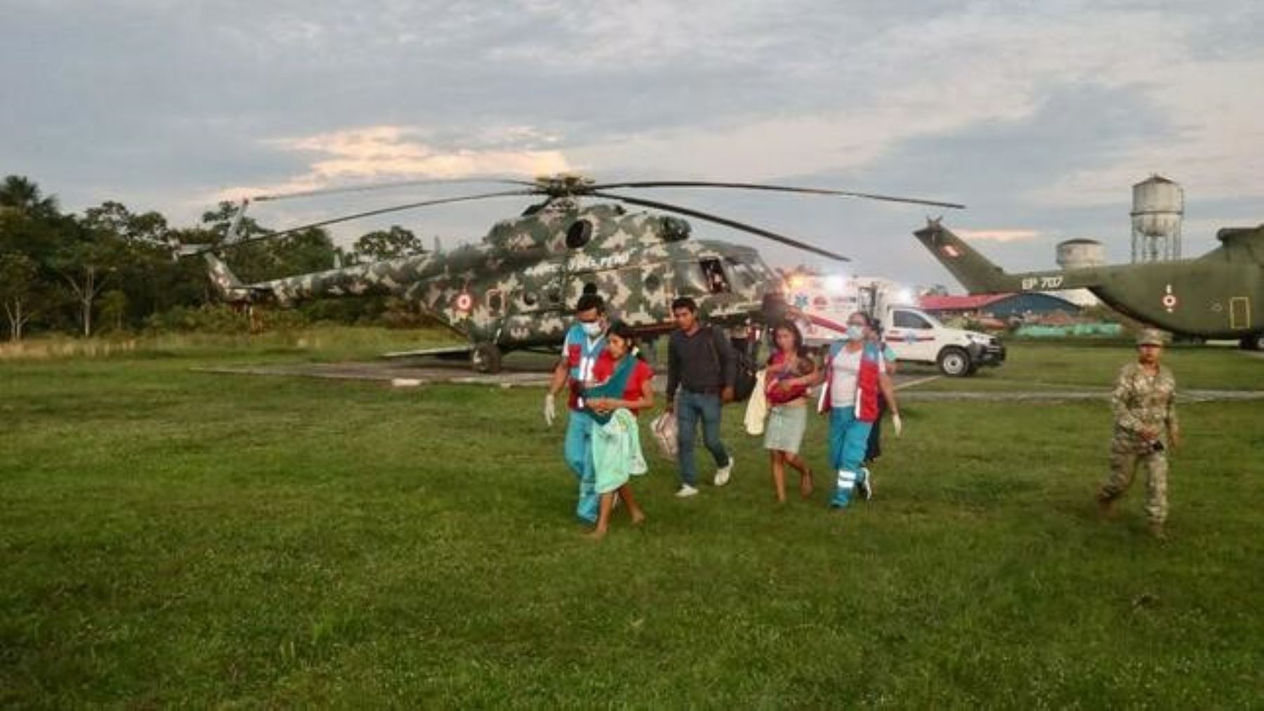 El traslado se logró tras el reporte de casos de enfermedades diarreicas en la comunidad nativa Yankuntich, región Loreto. Foto: ANDINA/Minsa