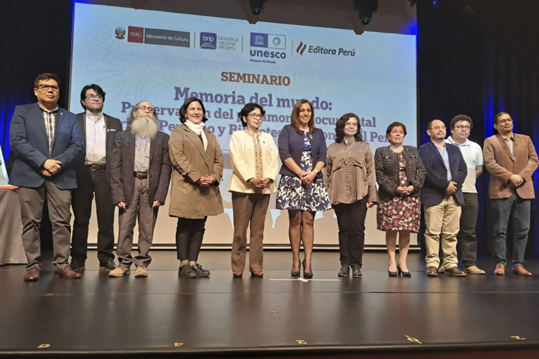 Clausura del seminario “Memoria del mundo: Preservación del patrimonio documental. Diario El Peruano y Biblioteca Nacional del Perú”.

Foto: ANDINA/Juan Carlos Guzmán Negrini