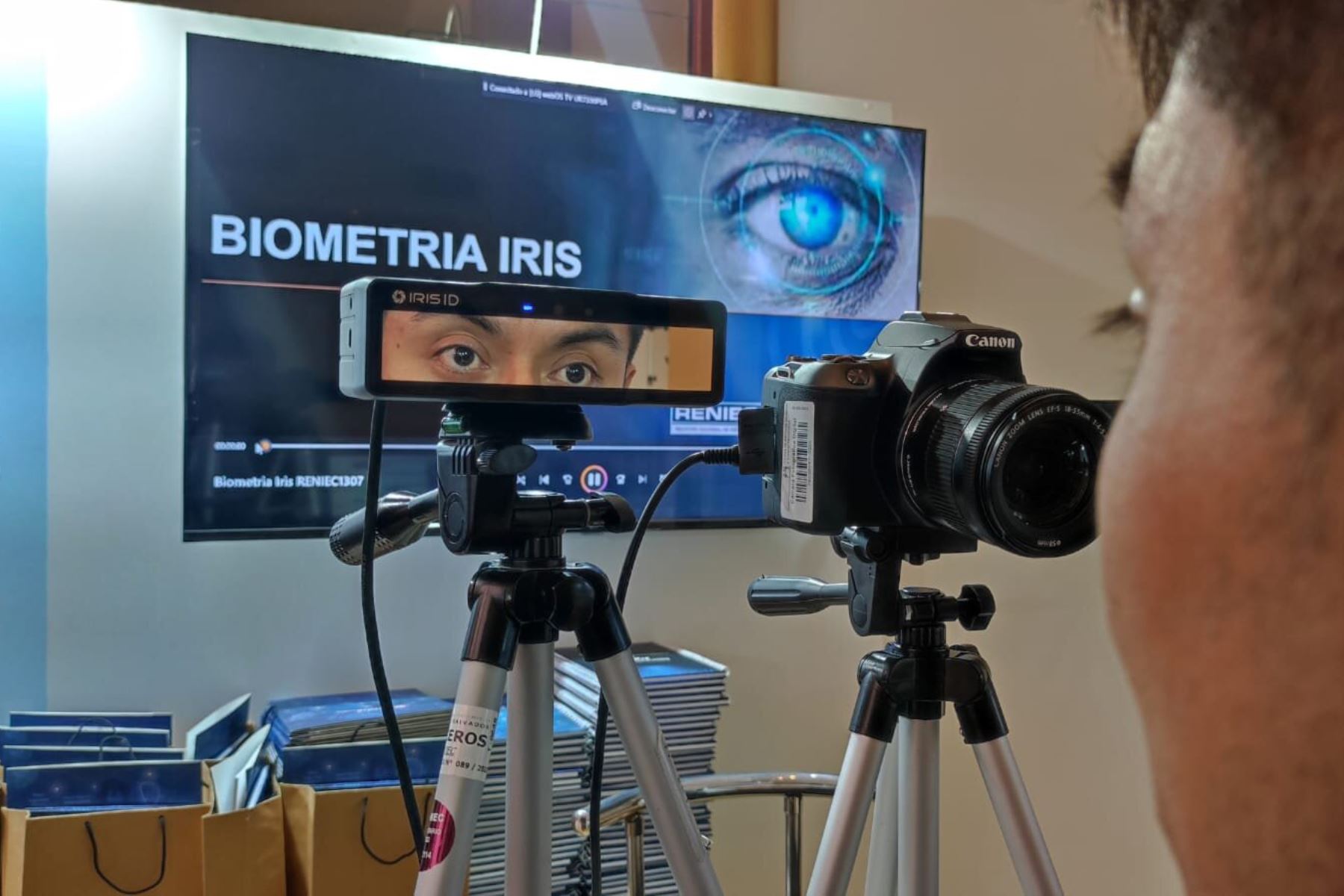 Reniec presenta primeros ensayos de biometría de reconocimiento de iris. Foto: Difusión