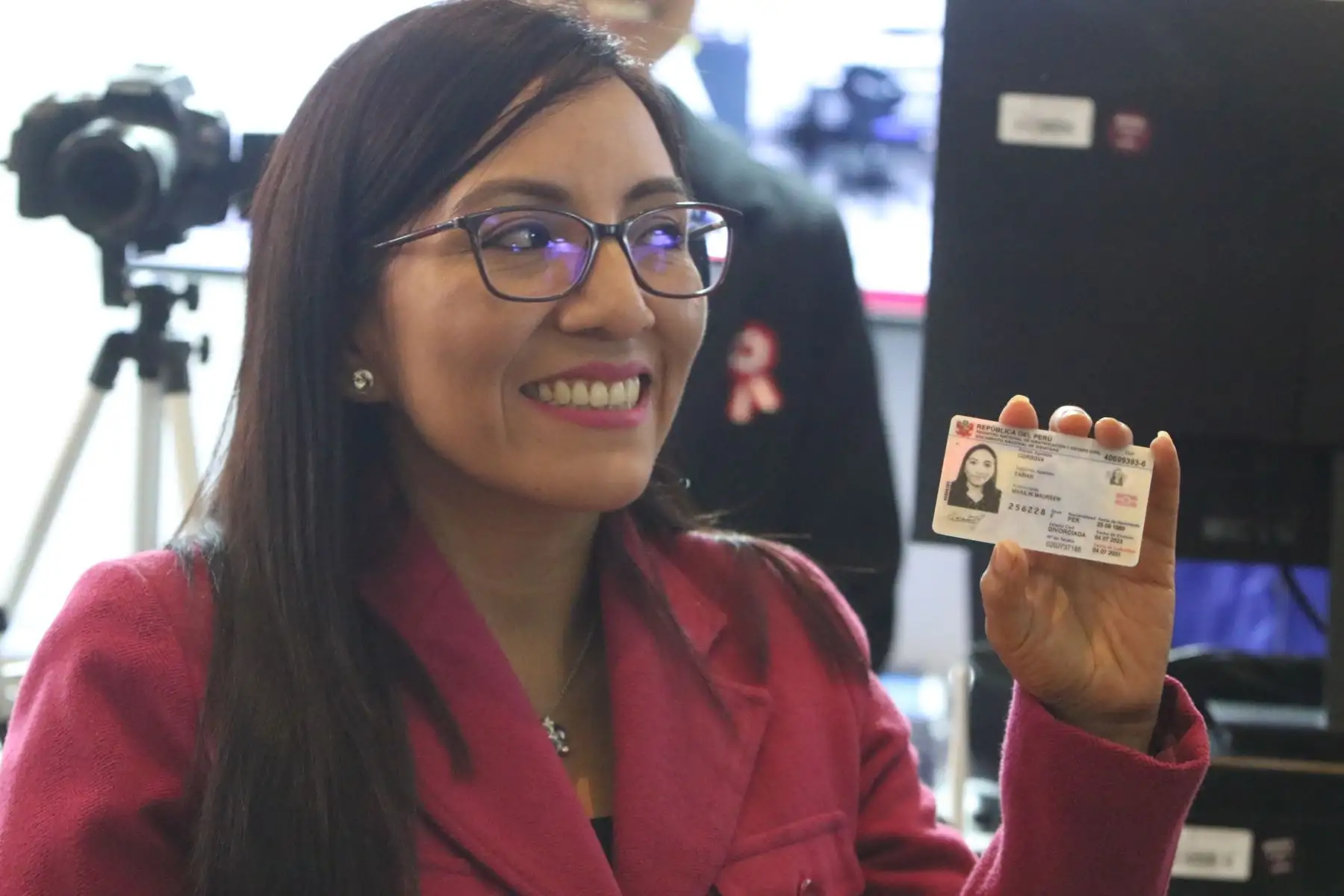 RENIEC INAUGURA FERIA TECNOLÓGICA CON PRESENTACIÓN DE BIOMETRÍA DE RECONOCIMIENTO DE IRIS 

El Registro Nacional de Identificación Nacional y Estado Civil (Reniec) invita a los medios de comunicación a la inauguración de la Feria Tecnológica del Seminario Internacional Reniec 2023: “Transformación e innovación digital para la identificación y servicios del Estado”.Foto:andina/Hector Vinces