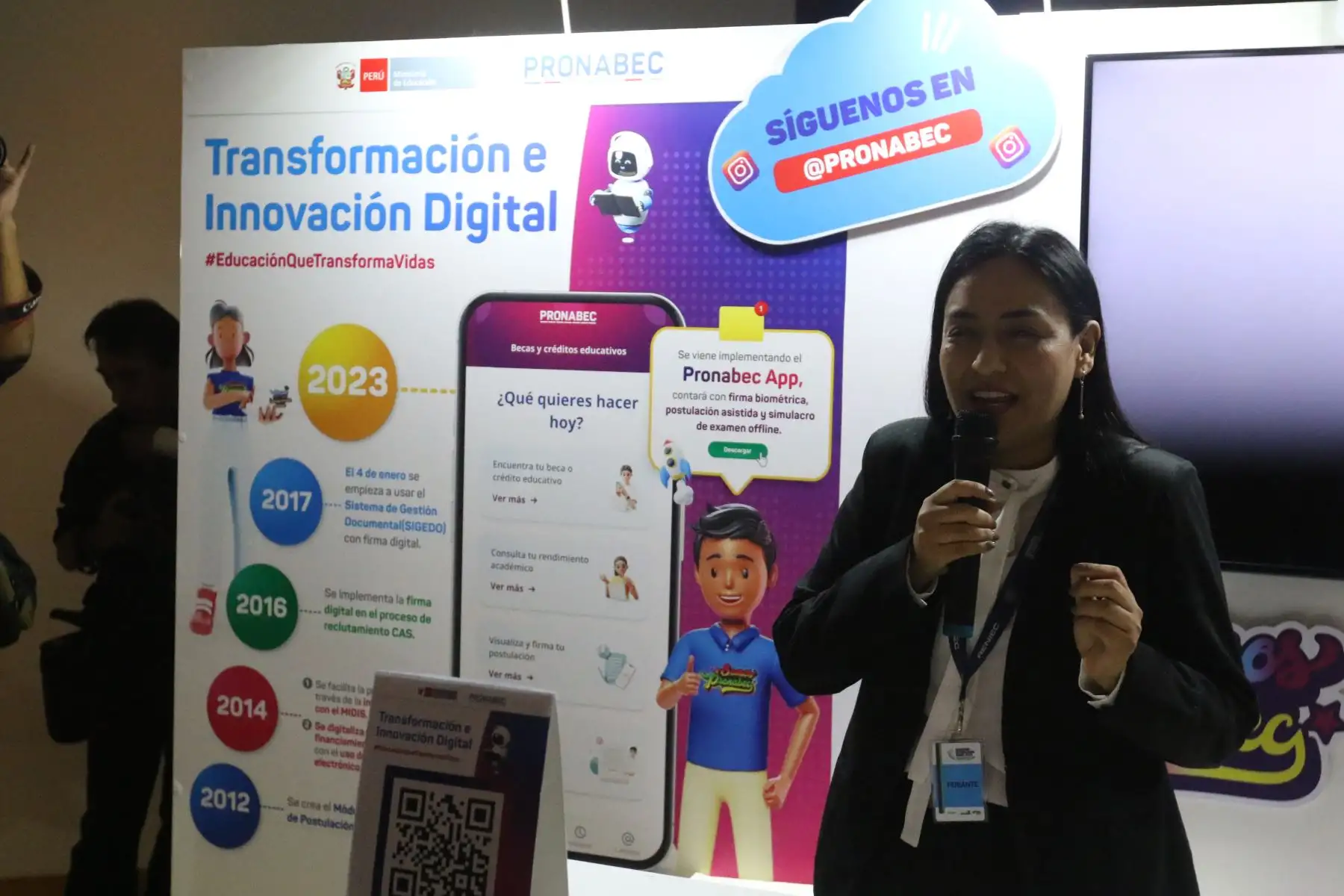 RENIEC INAUGURA FERIA TECNOLÓGICA CON PRESENTACIÓN DE BIOMETRÍA DE RECONOCIMIENTO DE IRIS 

El Registro Nacional de Identificación Nacional y Estado Civil (Reniec) invita a los medios de comunicación a la inauguración de la Feria Tecnológica del Seminario Internacional Reniec 2023: “Transformación e innovación digital para la identificación y servicios del Estado”.Foto:andina/Hector Vinces