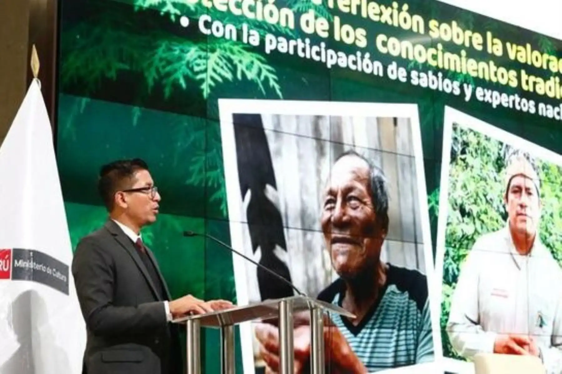 Julio Yuri Yagar, conocido como Chamán, vivió en situación en aislamiento hasta los 8 años. Foto: Mincul