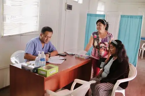 Más de 5,000 pobladores de la provincia de Talara se beneficiarán con la campaña de atención médica gratuita que organiza la empresa Petroperú.