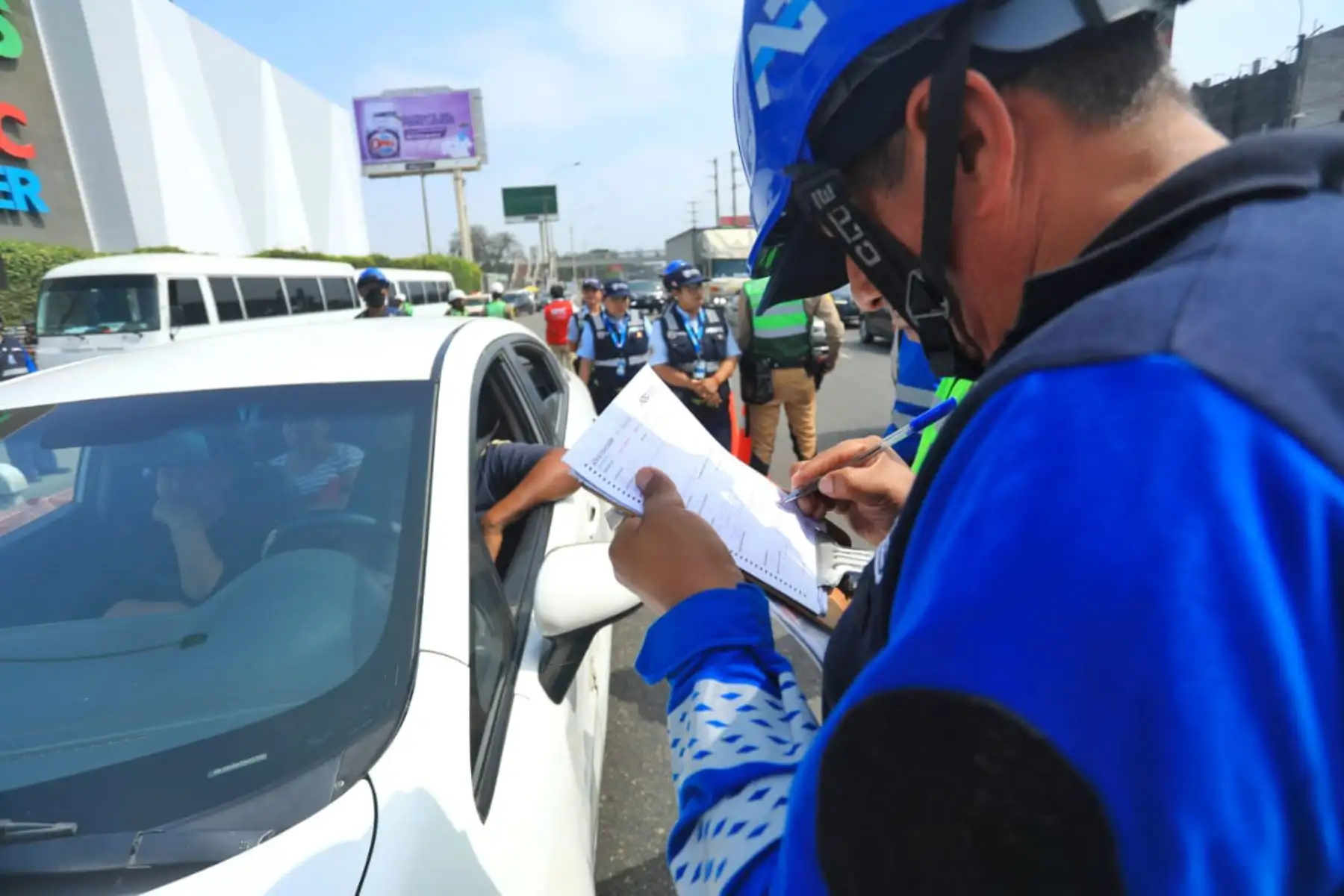 ANDINA/Difusión. Fiestas Patrias: MTC exhorta a viajeros respetar medidas de seguridad vial