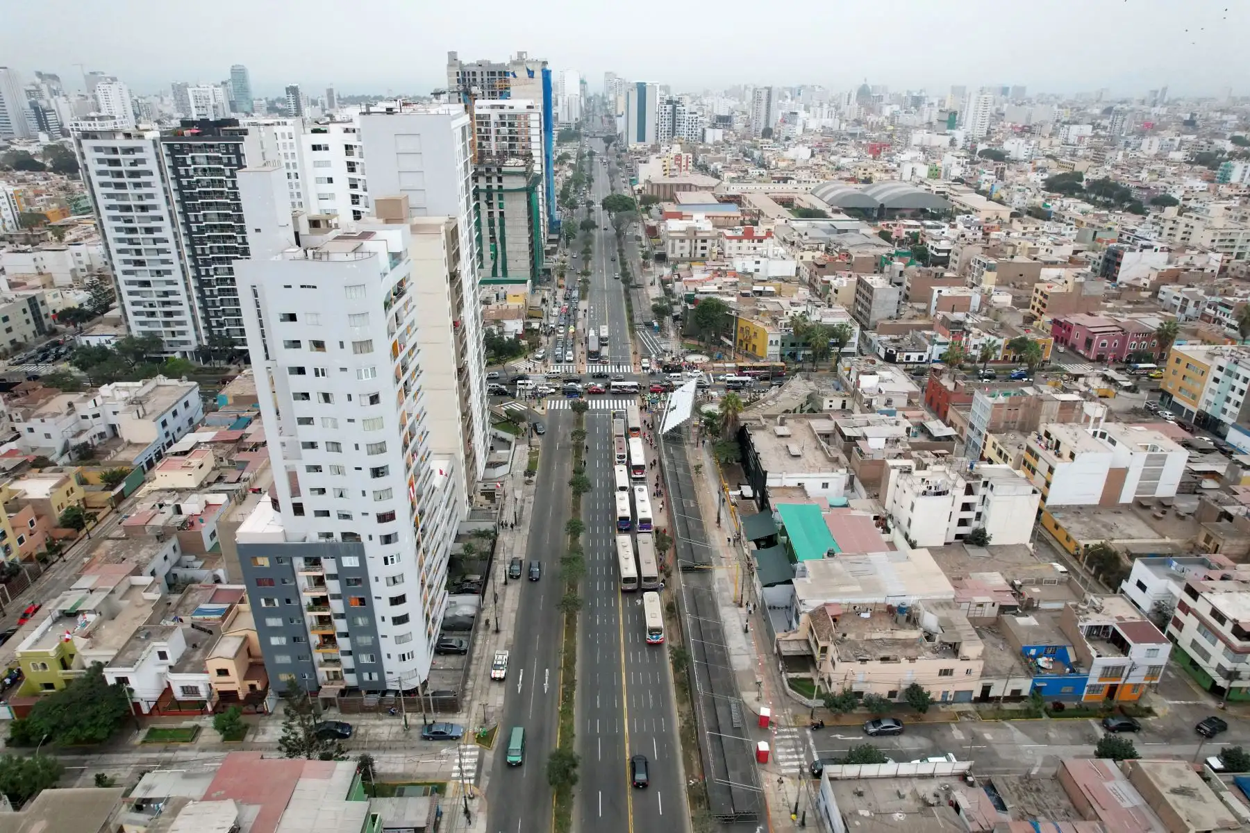 La Av. Brasil fue cerrada parcialmente con motivo de realizarse la Parada Militar por Fiestas Patrias el sábado 29 de julio. Foto: ANDINA/Daniel Bracamonte