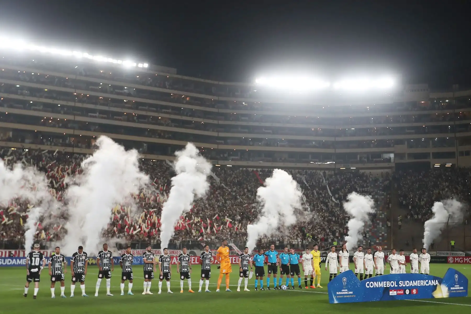 Universitario vs. Corinthians en partido por Copa Sudamericana 2023.Foto: ANDINA/Ricardo Cuba