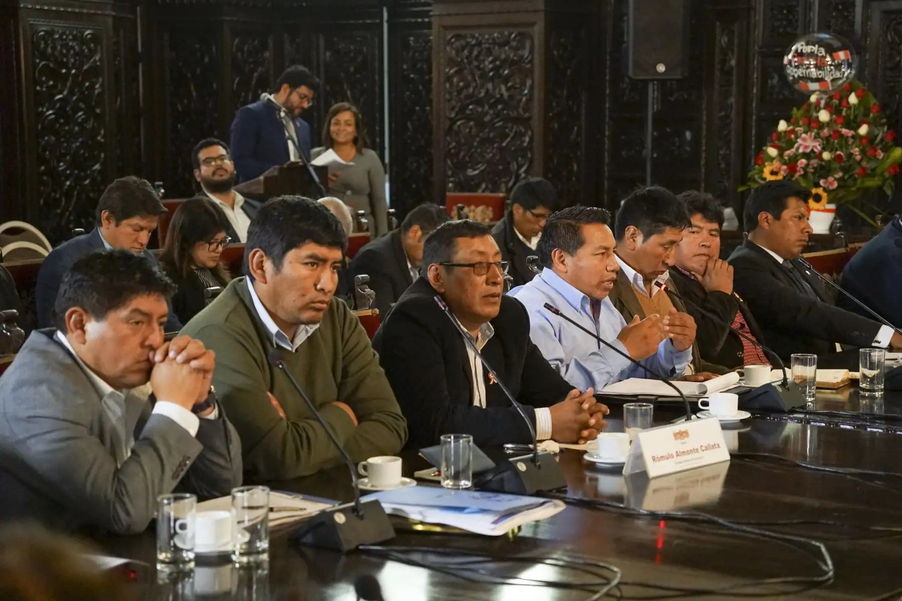 Presidenta Boluarte se reunió con 50 alcaldes de las regiones Puno, Ayacucho, Cajamarca, Loreto, Cusco, San Martín, Ayacucho y Lima Provincias, a fin de articular esfuerzos para la ejecución de proyectos de urgente necesidad en sus jurisdicciones.
Foto: ANDINA/Prensa Presidencia