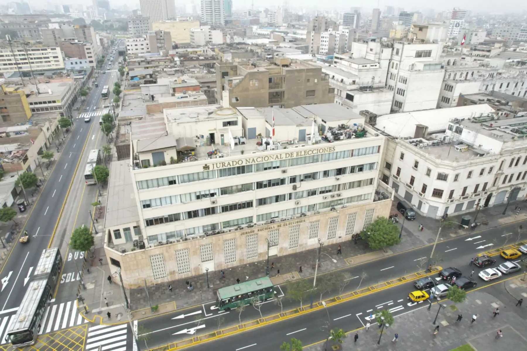 Vista panorámica de la avenida Colmena luego de la marcha del 19 de Julio.

Foto: ANDINA/Juan Carlos Guzmán Negrini.