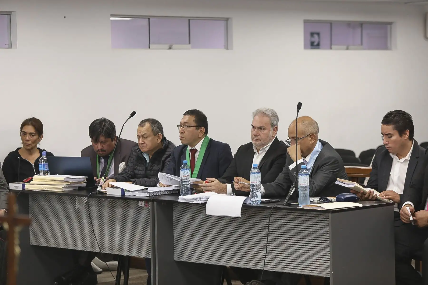 Imágenes de la audiencia donde el Poder Judicial evalúa el pedido de 36 meses de prisión preventiva en contra del periodista Mauricio Fernandini y la empresaria Sada Goray, por la presunta comisión del delito de colusión agravada y otros, en agravio del Estado.
Foto: ANDINA/Poder Judicial