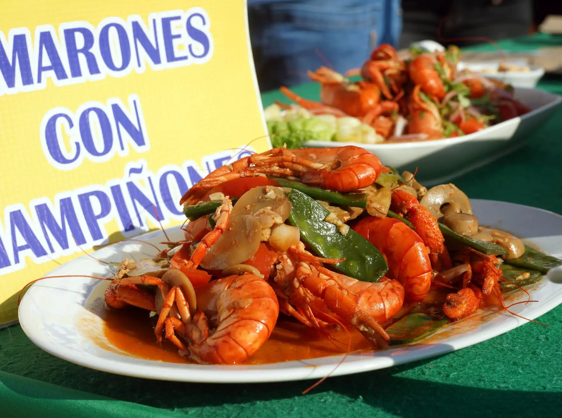 Camarones con champiñones es uno de los deliciosos platos que podrá disfrutar en Palpa, la provincia iqueña que celebra desde este domingo 23 de julio su Semana Turística. Foto: Genry Bautista
