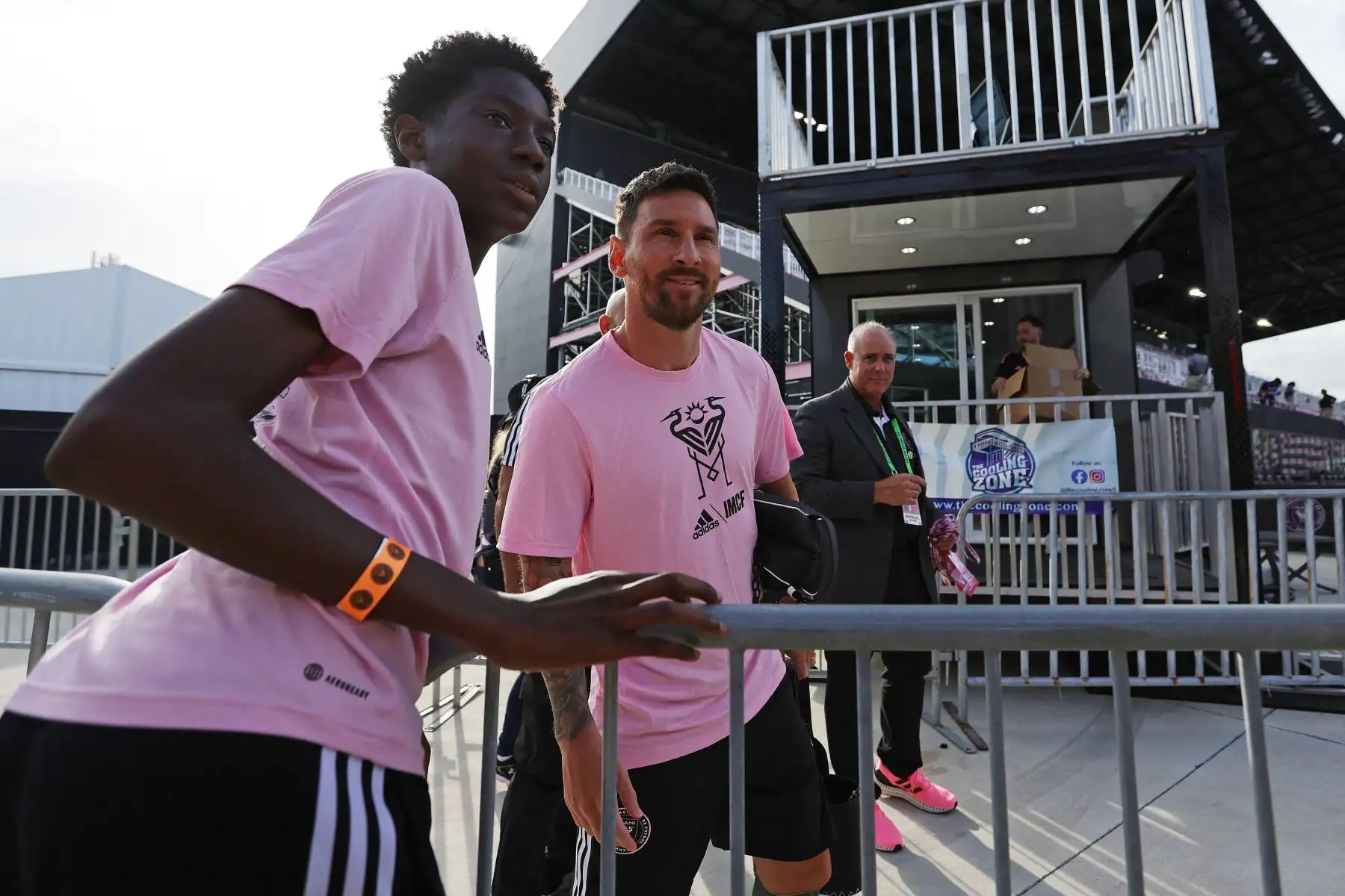 FORT LAUDERDALE, FLORIDA - 21 DE JULIO: Lionel Messi #10 de Inter Miami CF posa antes del partido de la Leagues Cup 2023 entre Cruz Azul e Inter Miami CF en el DRV PNK Stadium el 21 de julio de 2023 en Fort Lauderdale, Florida. Megan Briggs/Getty Images/AFP
Foto: AFP
