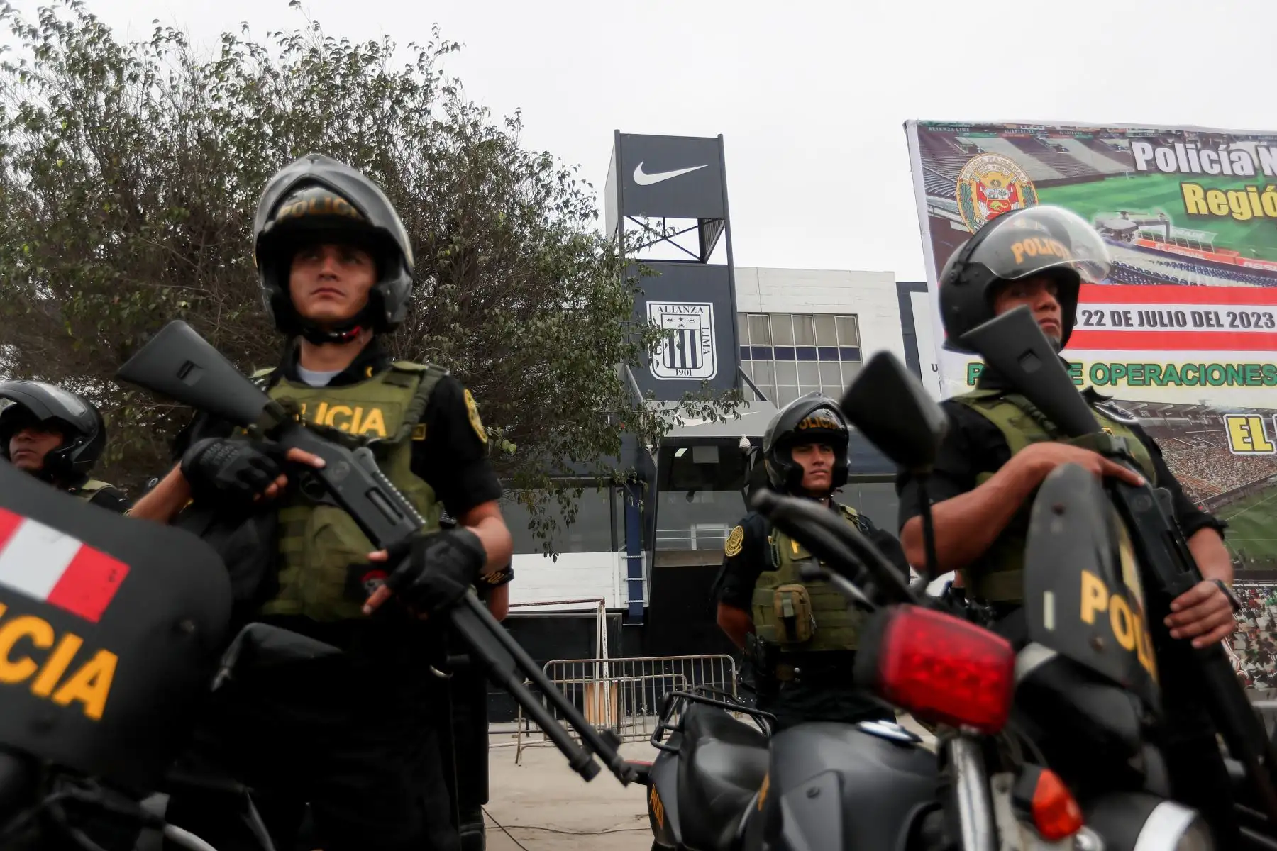 La Policía Nacional del Perú; informó sobre el Plan de operaciones para el clásico de Alianza Lima y Universitario de Deportes”a disputarse este Sábado 22 de Julio del 2023.Foto: ANDINA/Ricardo Cuba