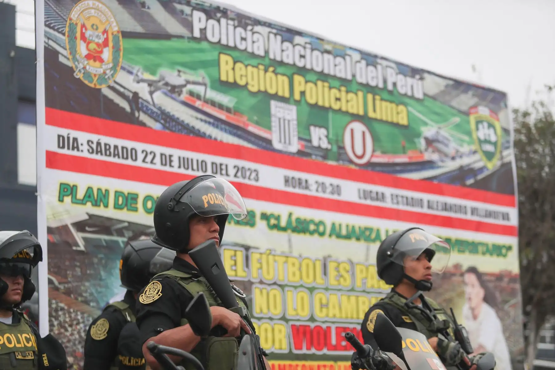La Policía Nacional del Perú; informó sobre el Plan de operaciones para el clásico de Alianza Lima y Universitario de Deportes”a disputarse este Sábado 22 de Julio del 2023.Foto: ANDINA/Ricardo Cuba