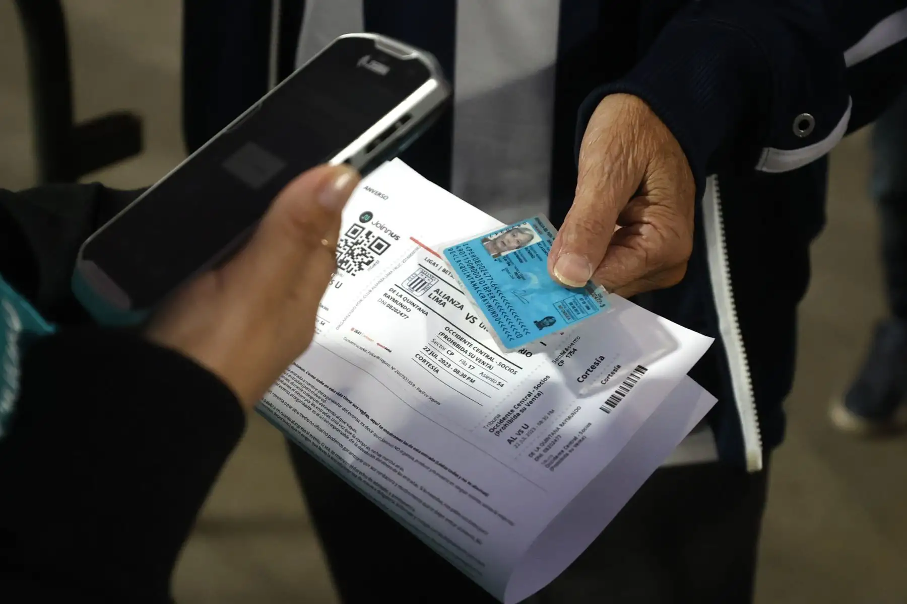 Imágenes previas al partido del super clásico entre Universitario de Deportes y Alianza Lima por la fecha 5 de la Clausura en el estadio Alejandro Villanueva.
Foto: ANDINA/ Vidal Tarqui