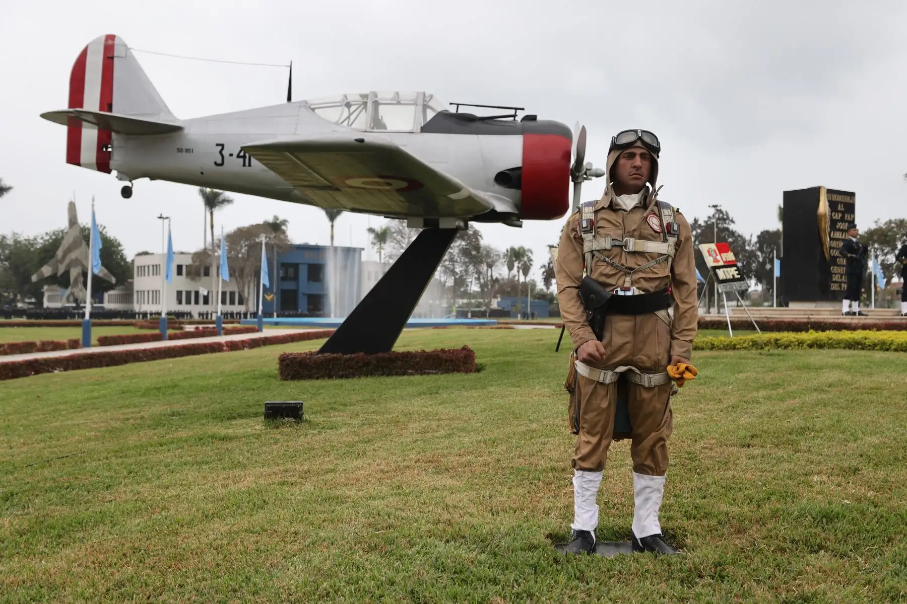 Ceremonia por el Día de la Fuerza Aérea del Perú y el 82° Aniversario de la Inmolación del Héroe Nacional Capitán FAP José Quiñones Gonzales “Gran General del Aire del Perú”.
Foto: ANDINA/PCM