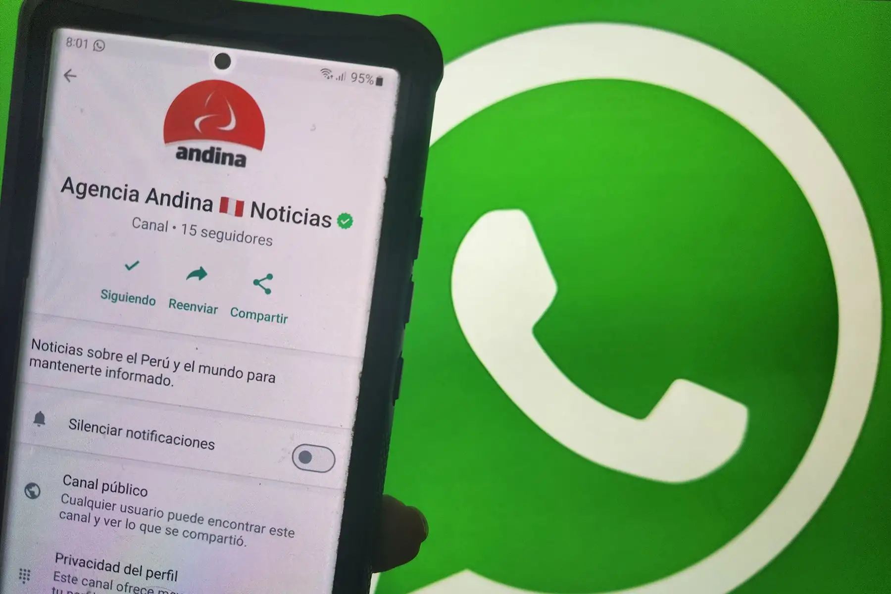 Cuando sigas un canal en WhatsApp, no se revelará tu número de teléfono al administrador ni a otros seguidores.