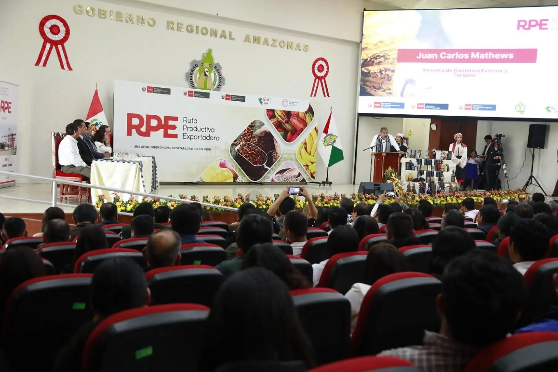 Ministro de Comercio Exterior y Turismo, Juan Carlos Mathews, presentó hoy en la región Amazonas, la convocatoria a la  Edición 2023 de la Ruta Productiva Exportadora. Foto: Cortesía.
