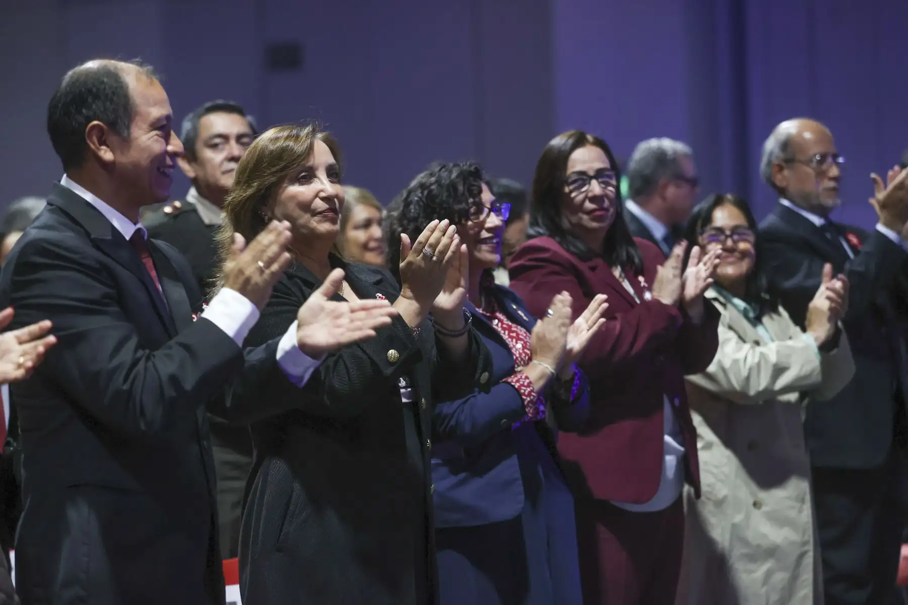 La presidenta de la República, Dina Boluarte, participó de la presentación de la Noche Cultural “Elenco Sinfónico Coral de Orquestando de los establecimientos Penitenciarios” que se realizó en el marco del 197° aniversario del Ministerio de Justicia y Derechos Humanos.
Foto: ANDINA / Presidencia Perú