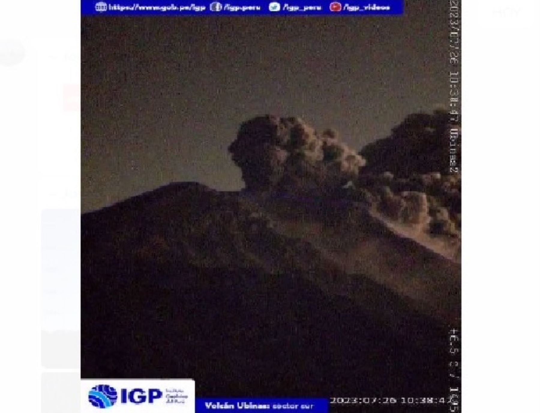 El volcán Ubinas registró esta madrugada una nueva explosión acompañada por expulsión de cenizas que alcanzó una altura de dos kilómetros. Foto: ANDINA/difusión.