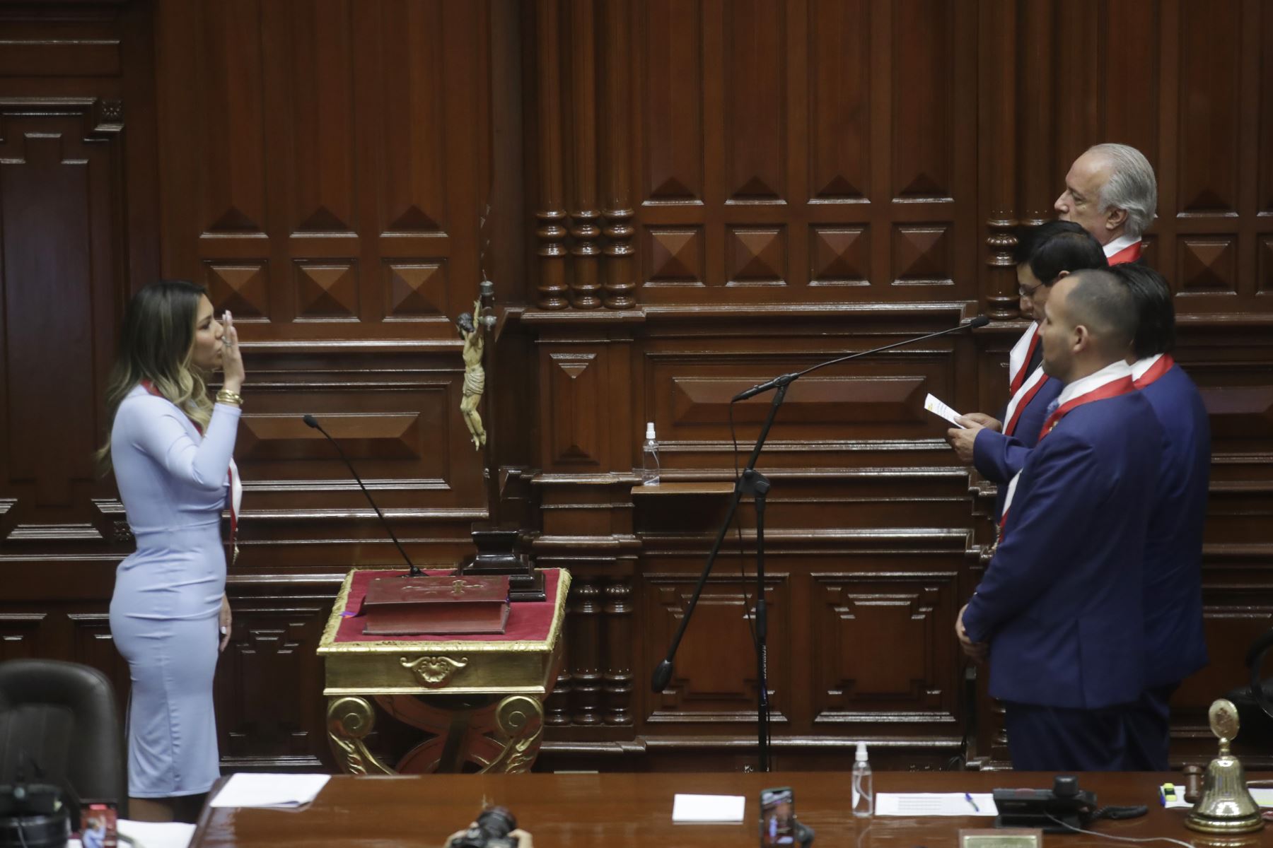 Rosselli Amuruz el día en que juramentó como vicepresidenta del Congreso. ANDINA/Juan Carlos Guzmán