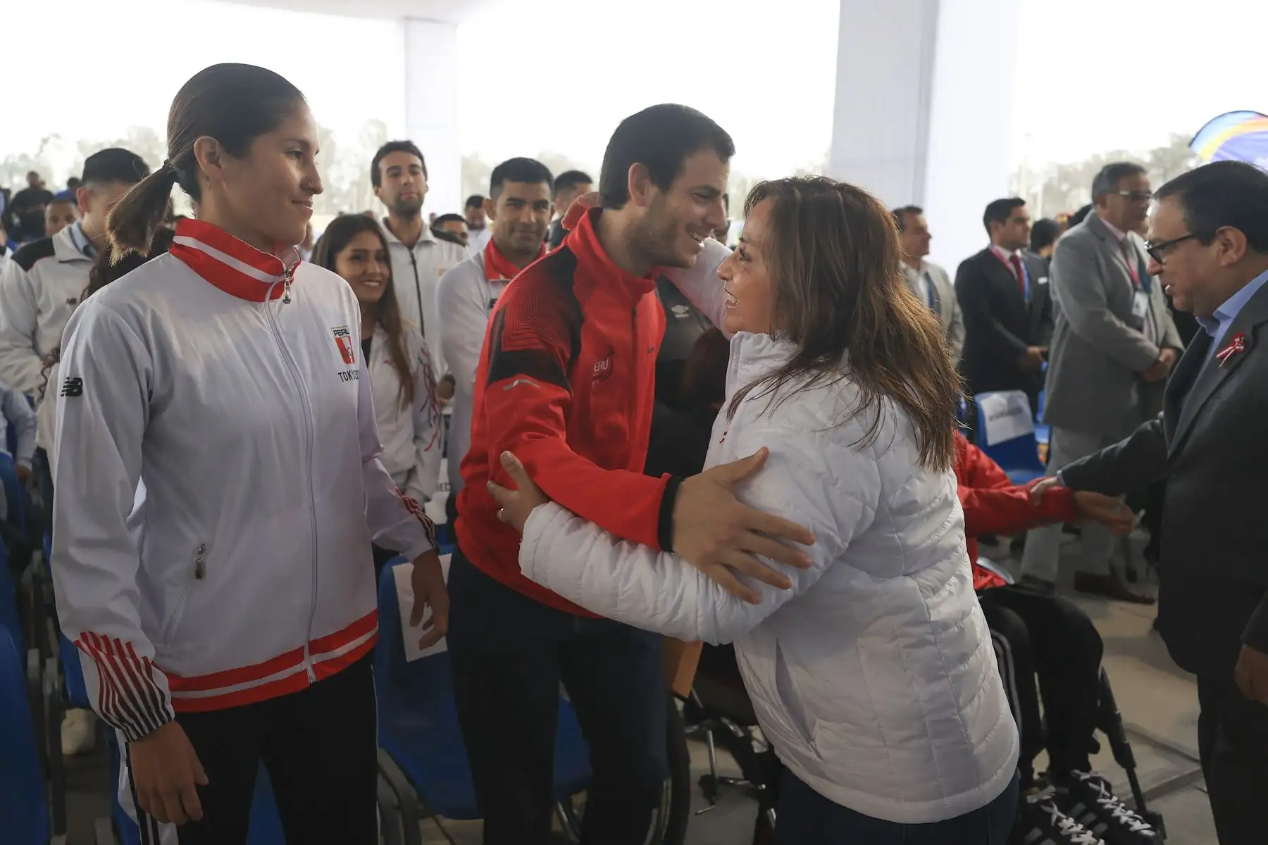 La presidenta Dina Boluarte participó en la ceremonia de entrega de 65 departamentos a los atletas ganadores de medallas en el marco de los XVIII Juegos Panamericanos y VI Juegos Parapanamericanos Lima 2019.
Foto: ANDINA/Prensa Presidencia