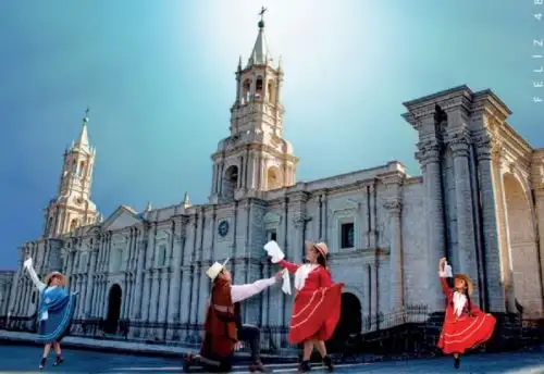 La ciudad de Arequipa se apresta a celebrar su 483 aniversario de fundación española con una serie de actos preparativos y conmemorativos, cuya fecha central es el 15 de agosto, y que volverá a congregar a su hospitalaria 
población y a muchos turistas que desean formar parte de la festividad más importante del calendario jubilar de la Ciudad Blanca.