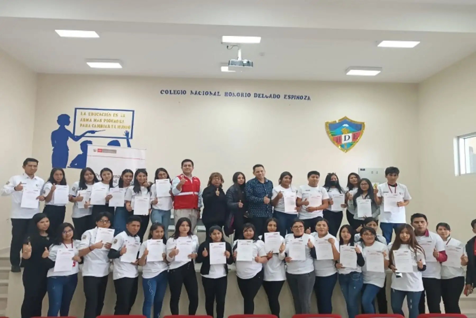 Arequipa: Ministerio de Trabajo certificó competencias laborales de personas vulnerables.