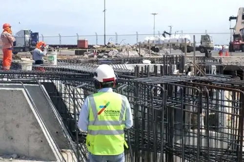 La construcción de infraestructura priorizada para el transporte se verá beneficiada con la exoneración de permisos y autorizaciones municipales. Cortesía