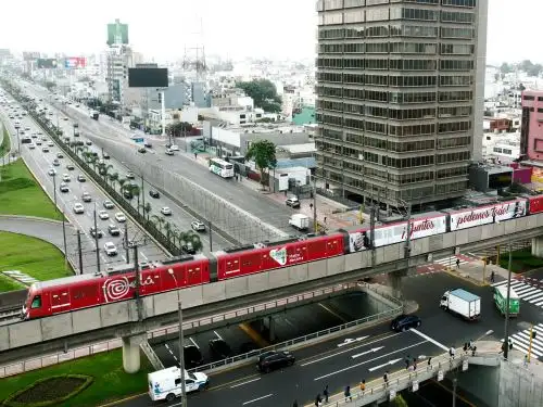 La Línea 1 del Metro de Lima se suma a las celebraciones por Fiestas Patrias: Foto: ANDINA/Juan Carlos Guzmán