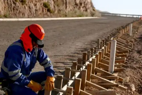 Construcción de infraestructura vial. ANDINA/Difusión