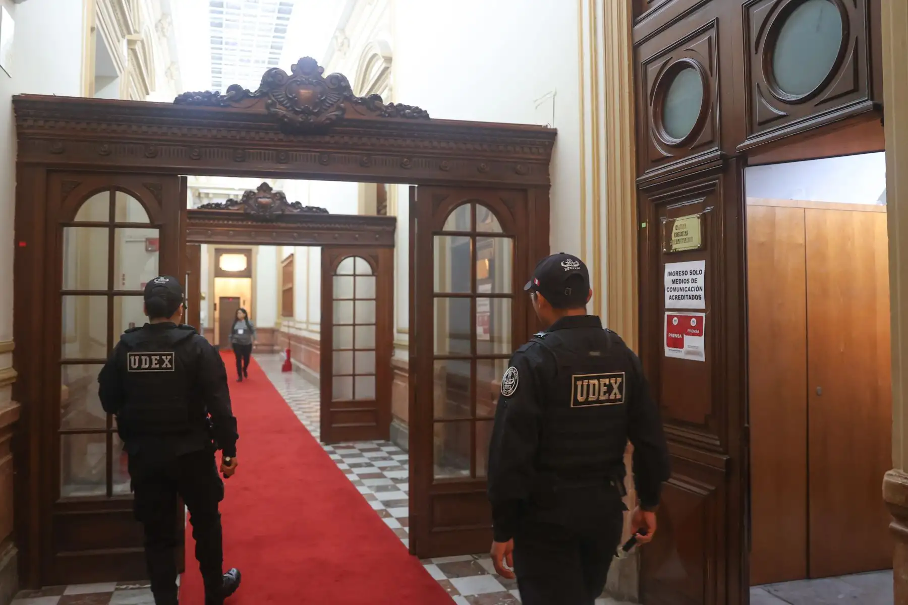 Medidas de seguridad y preparativos en el Congreso de la República. Foto: ANDINA/ Andrés Valle