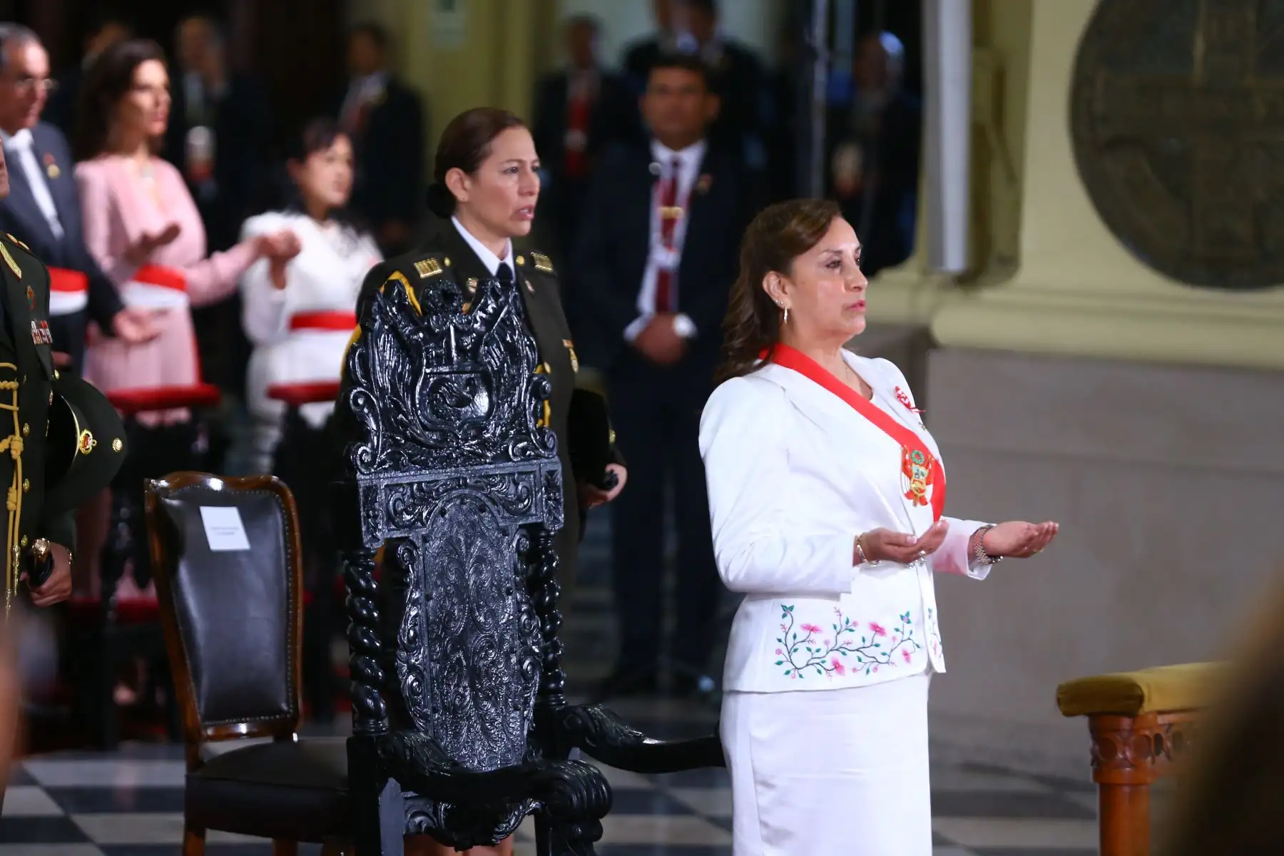 La presidenta Dina Boluarte asiste a la Misa Solemne y Te Deum, en la Basílica Catedral de Lima como parte de las actividades previstas con ocasión del 202° Aniversario de la Proclamación de la Independencia Nacional. Foto: ANDINA/ Eddy Ramos