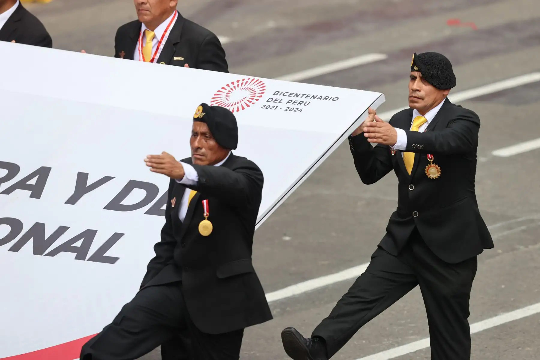 Veteranos de Guerra y de la Pacificación Nacional, en la Gran Parada y Desfile Cívico Militar 2023 que se realiza en la emblemática Avenida Brasil, como parte de los actos conmemorativos por el 202 aniversario de la Independencia Nacional del Perú. 
Foto: ANDINA/ Andrés Valle