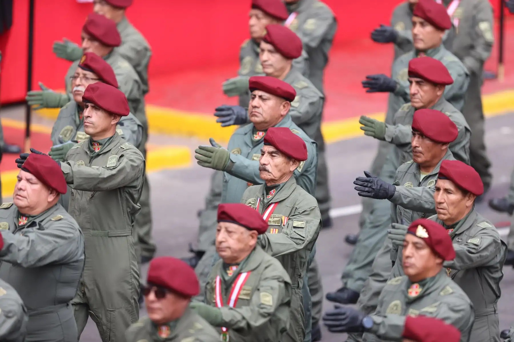 Compañía Veteranos con huella de guerra, en la Gran Parada y Desfile Cívico Militar 2023 que se realiza en la emblemática Avenida Brasil, como parte de los actos conmemorativos por el 202 aniversario de la Independencia Nacional del Perú. 
Foto: ANDINA/ Andrés Valle