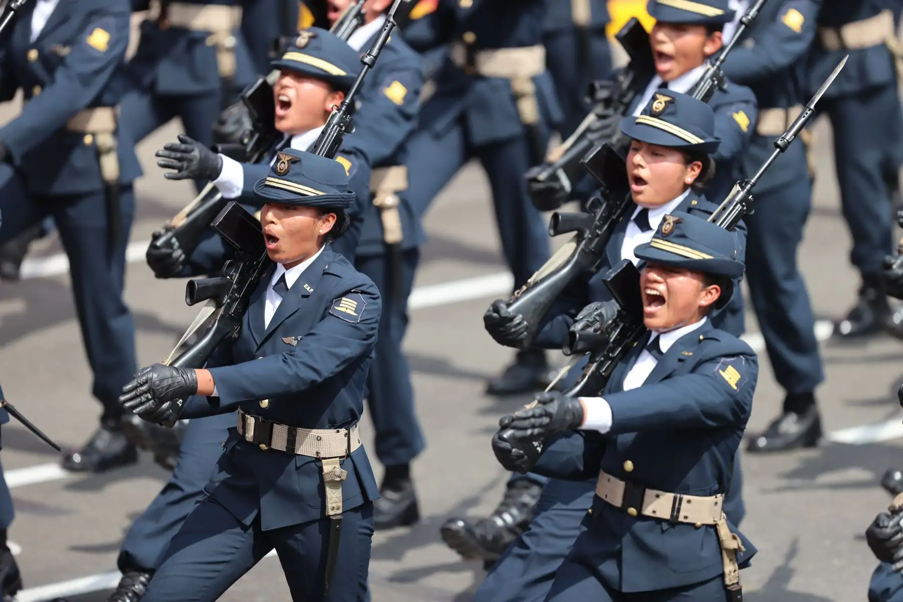 Fuerza Aérea del Perú, en la Gran Parada y Desfile Cívico Militar 2023 que se realiza en la emblemática Avenida Brasil, como parte de los actos conmemorativos por el 202 aniversario de la Independencia Nacional del Perú. 
Foto: ANDINA/ Andrés Valle