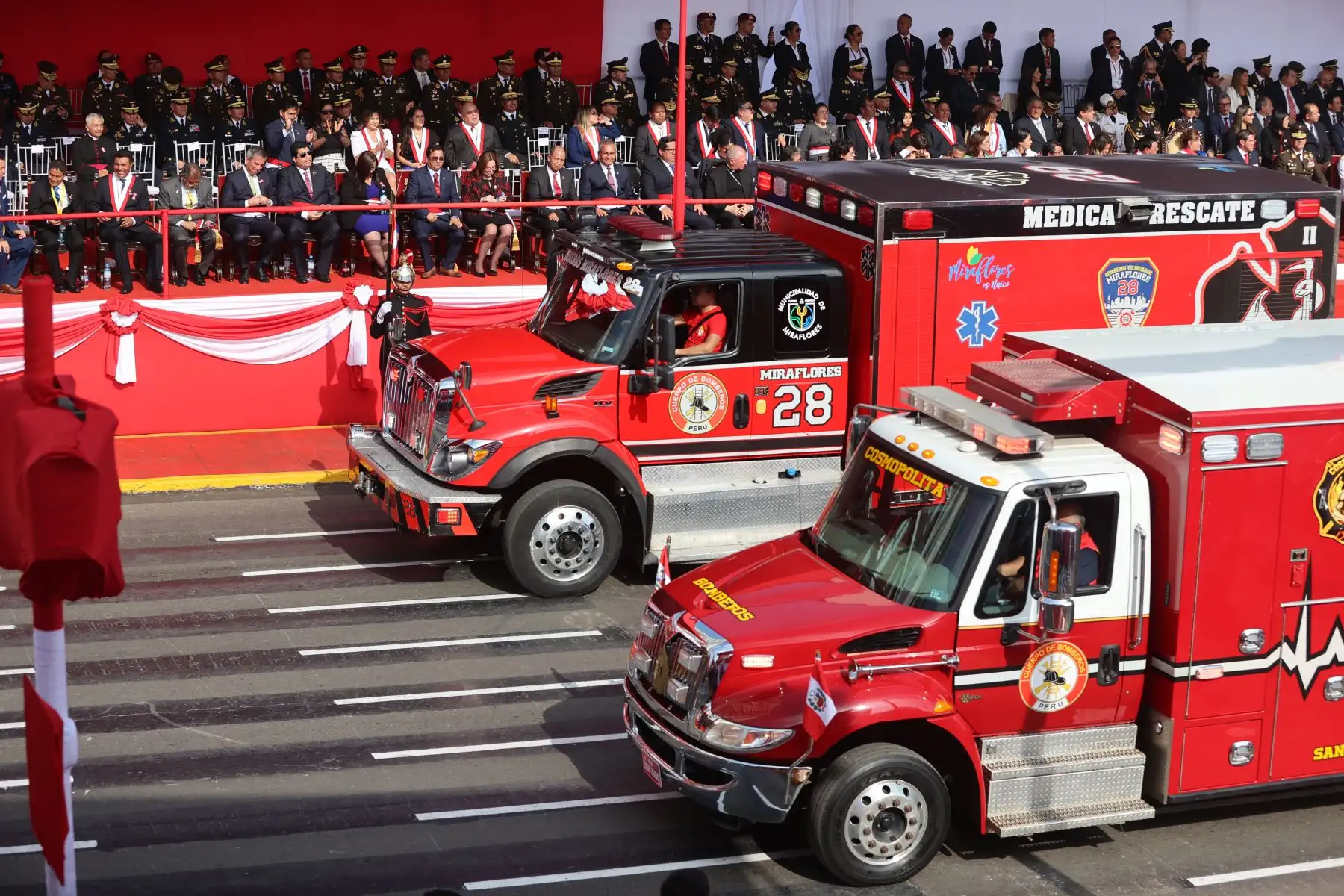 Unidades de la Marina de Guerra, FAP, EP y PNP en la Gran Parada y Desfile Cívico Militar 2023 que se realiza en la emblemática Avenida Brasil, como parte de los actos conmemorativos por el 202 aniversario de la Independencia Nacional del Perú. Foto: ANDINA/ Andrés Valle