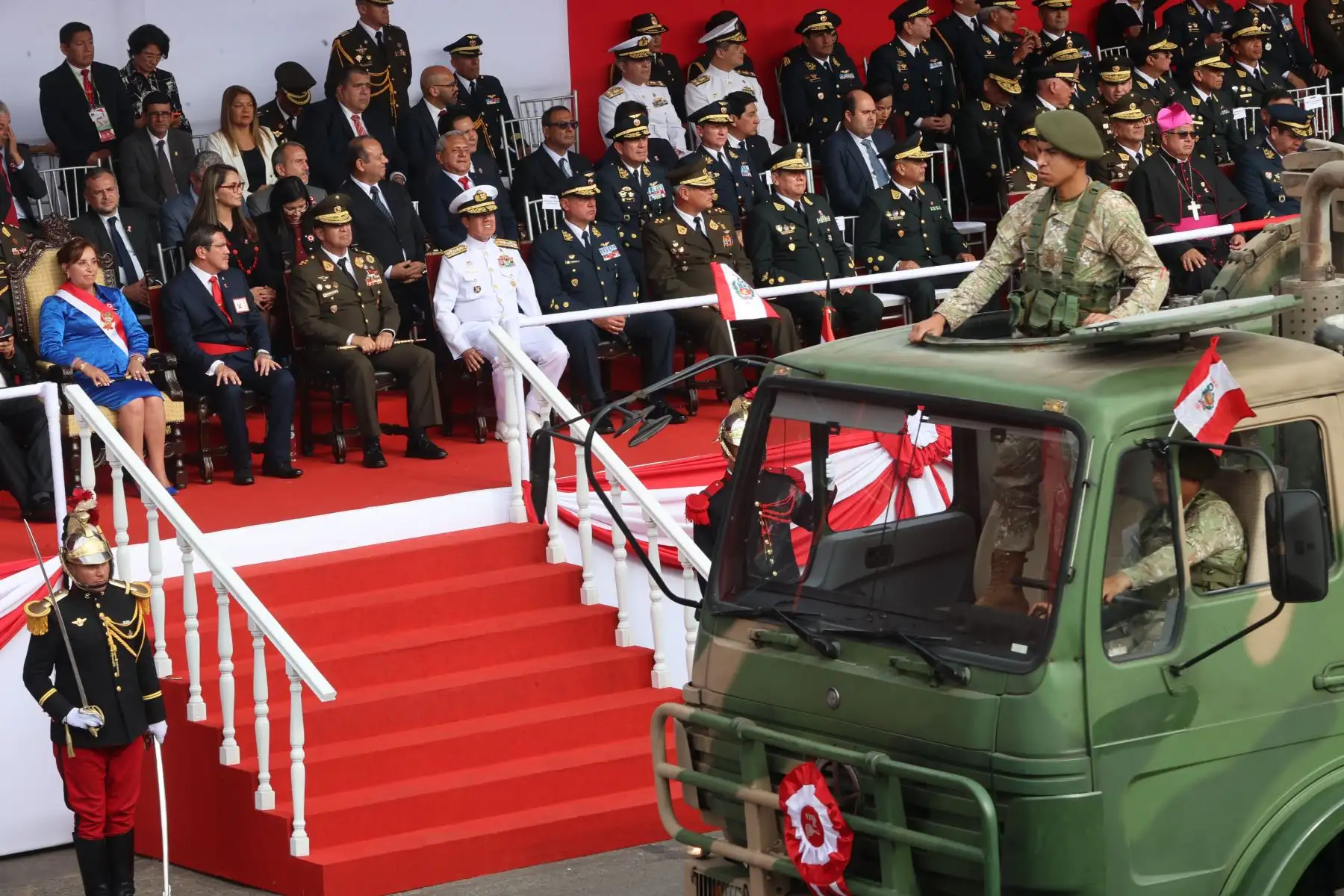 Unidades de la Marina de Guerra, FAP, EP y PNP en la Gran Parada y Desfile Cívico Militar 2023 que se realiza en la emblemática Avenida Brasil, como parte de los actos conmemorativos por el 202 aniversario de la Independencia Nacional del Perú. Foto: ANDINA/ Andrés Valle