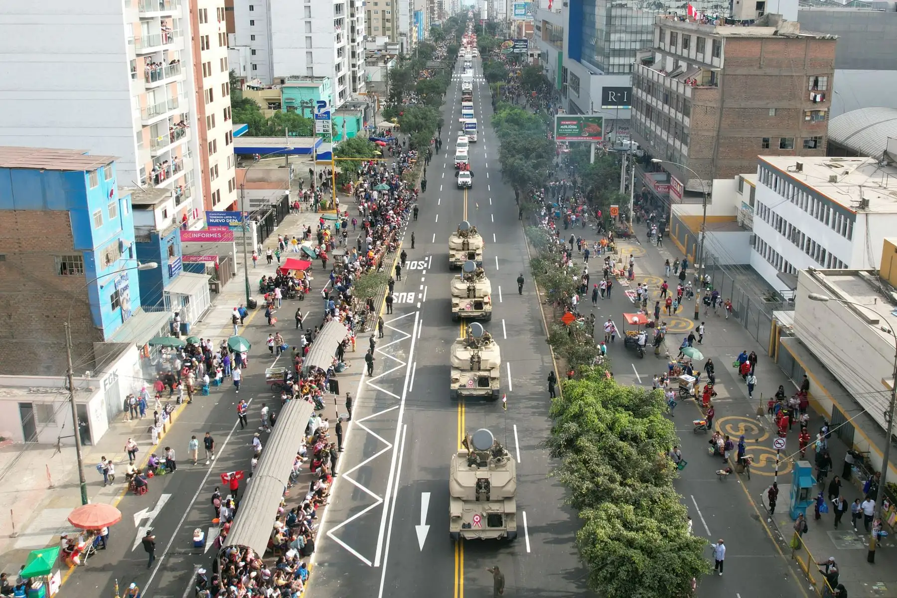 Unidades de la Marina de Guerra, FAP, EP y PNP en la Gran Parada y Desfile Cívico Militar 2023 que se realiza en la emblemática Avenida Brasil, como parte de los actos conmemorativos por el 202 aniversario de la Independencia Nacional del Perú. Foto: ANDINA/ Daniel Bracamonte