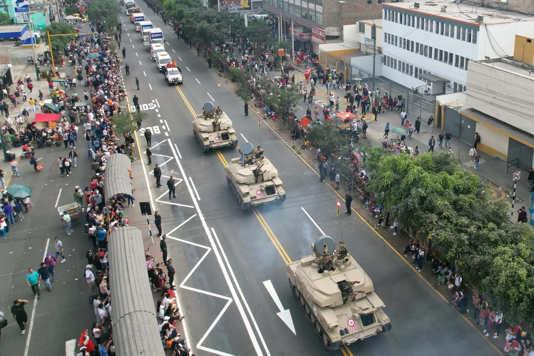 Unidades de la Marina de Guerra, FAP, EP y PNP en la Gran Parada y Desfile Cívico Militar 2023 que se realiza en la emblemática Avenida Brasil, como parte de los actos conmemorativos por el 202 aniversario de la Independencia Nacional del Perú. Foto: ANDINA/ Daniel Bracamonte
