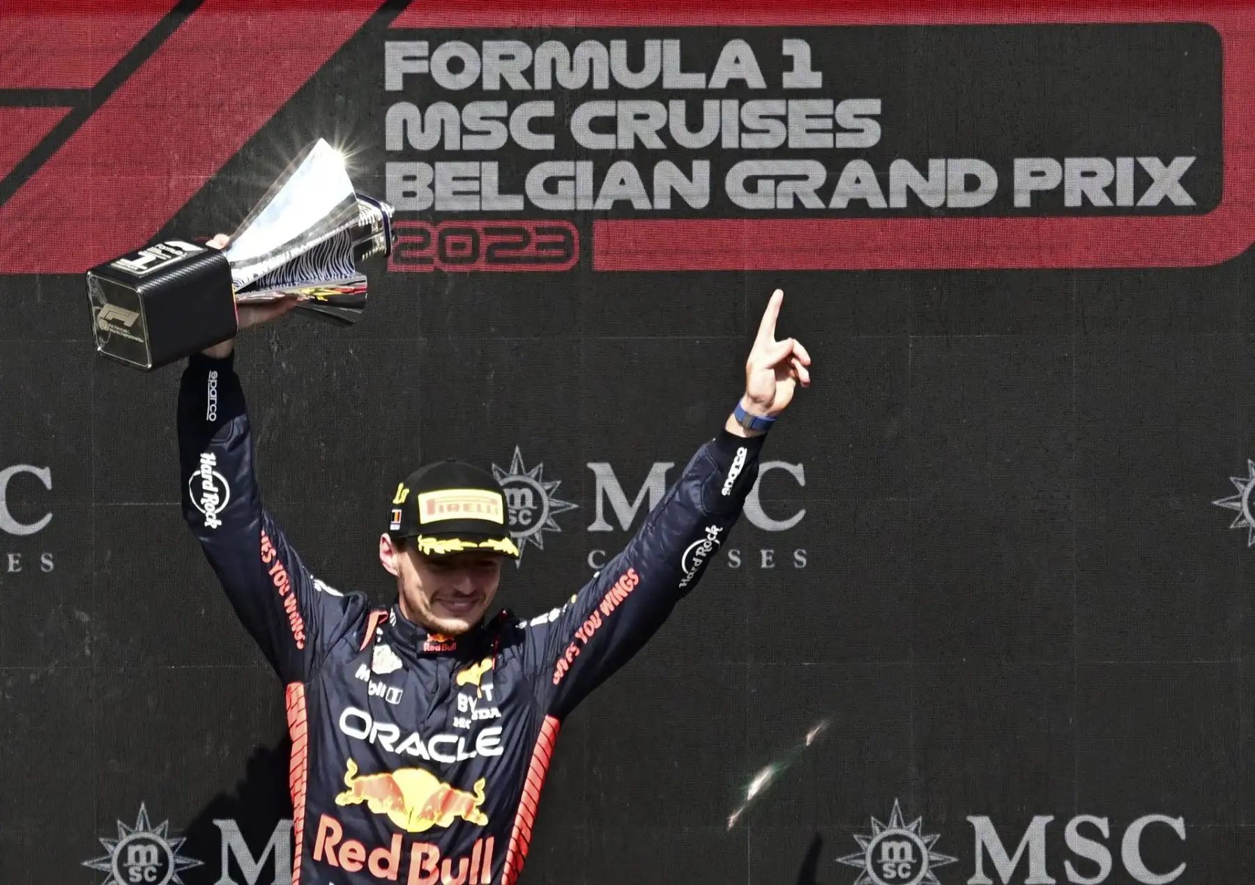 El ganador, el piloto holandés de Fórmula Uno Max Verstappen de Red Bull Racing celebra en el podio después del Gran Premio de Bélgica de Fórmula 1 de 2023 en el circuito de carreras de Spa-Francorchamps en Stavelot, Bélgica, el 30 de julio de 2023.
Foto: EFE