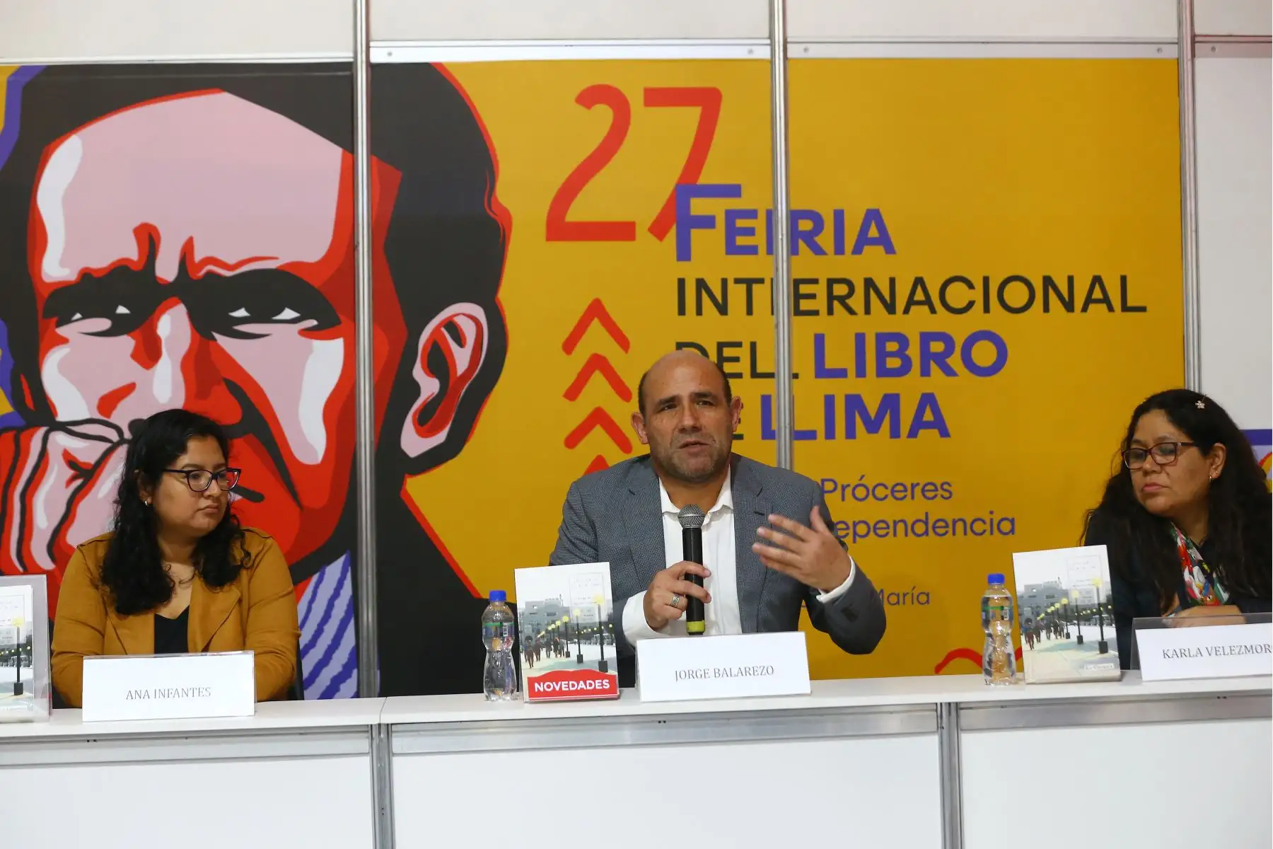 Presentación del poemario “¿Por qué un no a la vida?” del autor Jorge Félix Balarezo Rengifo. El libro es editado por Editora Perú y presentado en la Feria Internacional del Libro de Lima.
Foto: ANDINA/ Eddy Ramos