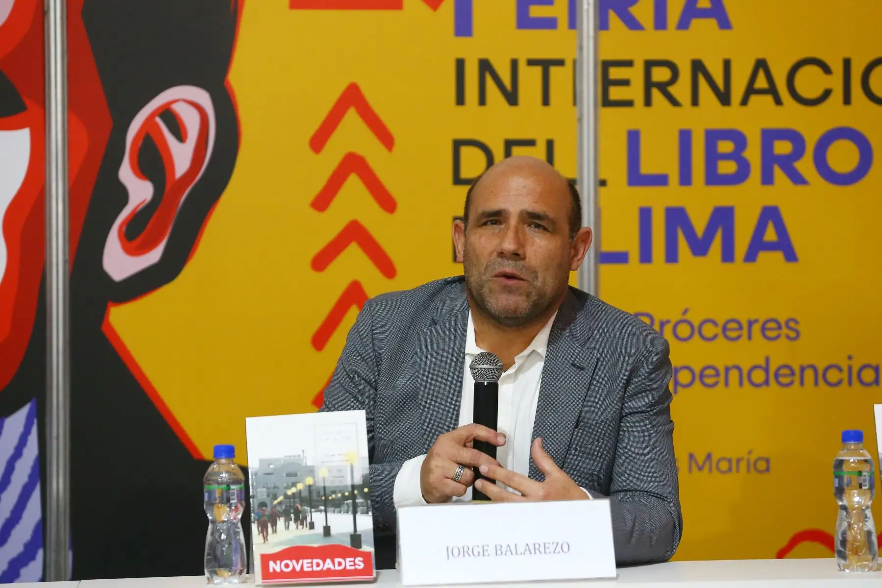 Presentación del poemario “¿Por qué un no a la vida?” del autor Jorge Félix Balarezo Rengifo. El libro es editado por Editora Perú y presentado en la Feria Internacional del Libro de Lima.
Foto: ANDINA/ Eddy Ramos