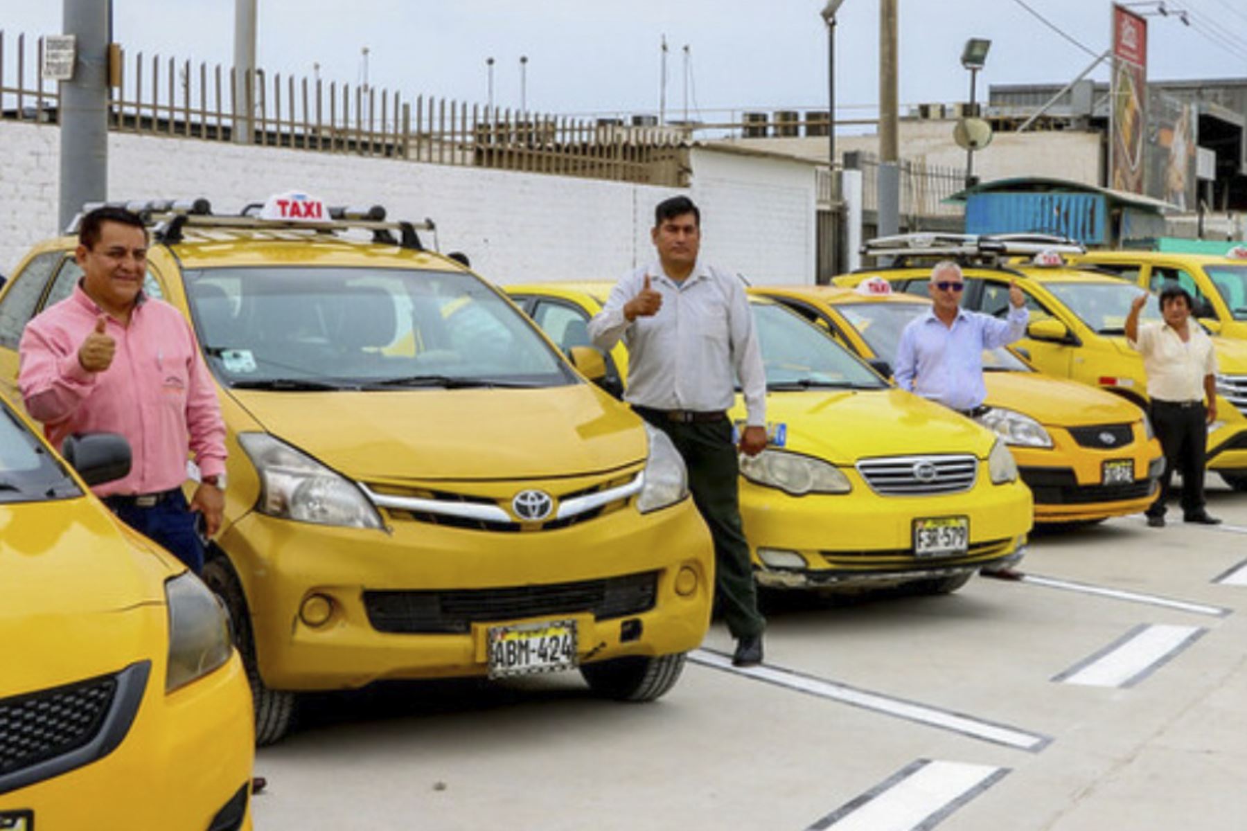 ATU implementa paradero autorizado de taxis para pasajeros del aeropuerto Jorge Chávez. Foto: ANDINA/Difusión