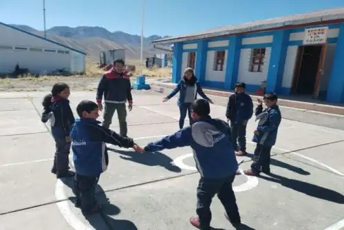 Estudio del Mnedu identificó los niveles de riesgo en que se encuentran 31, 577 locales educativos públicos frente a las heladas, así como 12, 576 colegios ante el friaje.